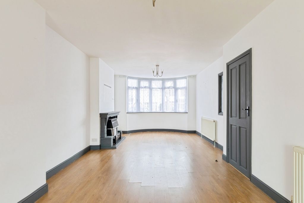 Property photo 2 of 17 Pbox-Img.Jpg