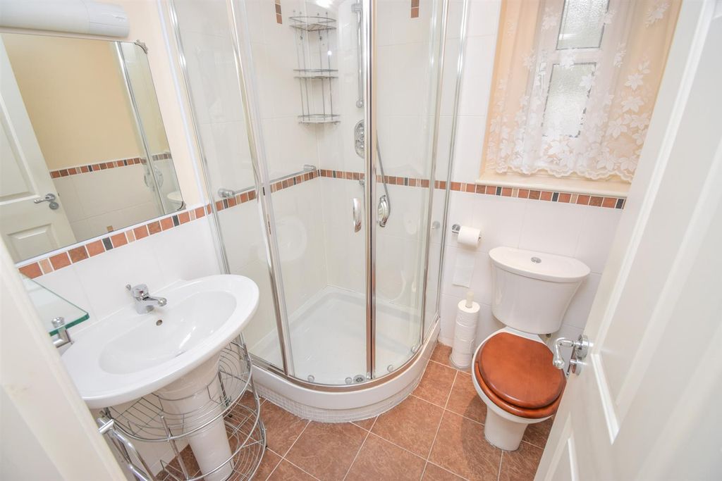 Additional image 16 of 2 bed flat for sale3 Islands House, Islands Court, Islands Bank Road, Inverness IV2