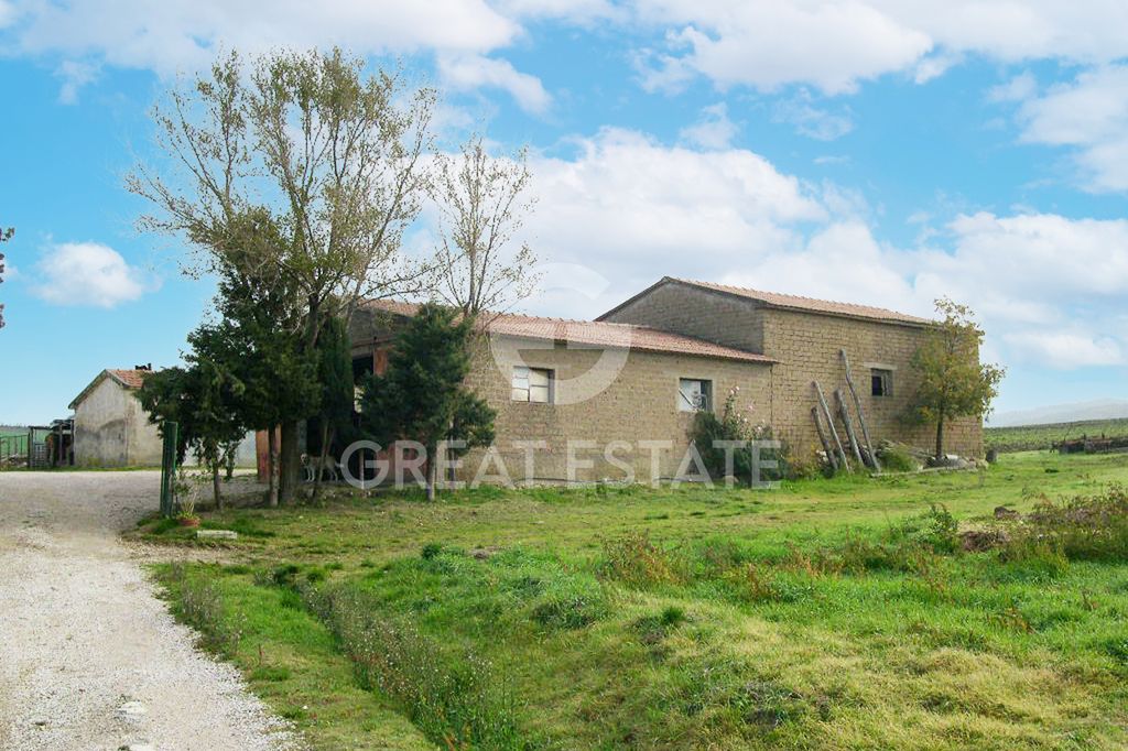 Property photo 3 of 5