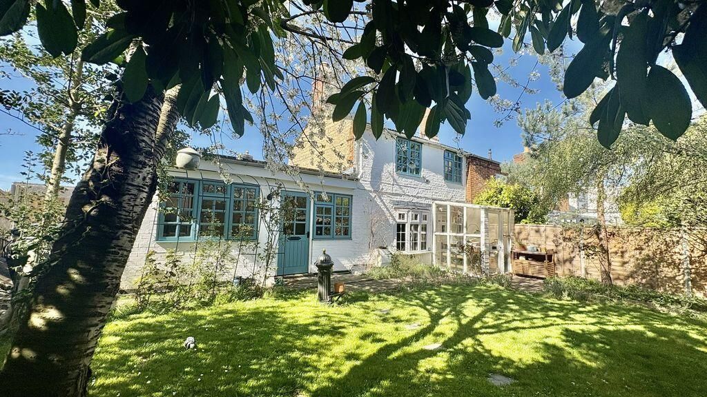 Property photo 1 of 7