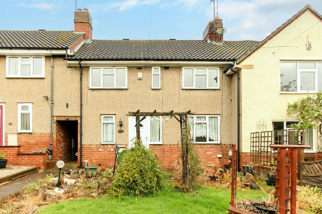 Property photo 1 of 11 Front