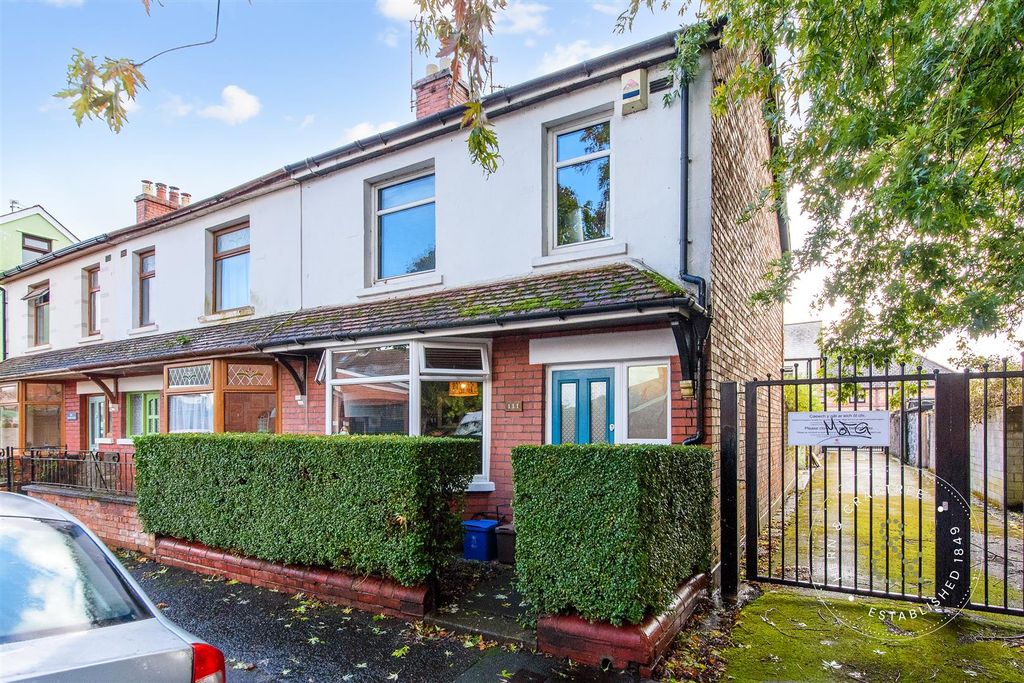 Property photo 1 of 29 Daisy-Street-28.Jpg