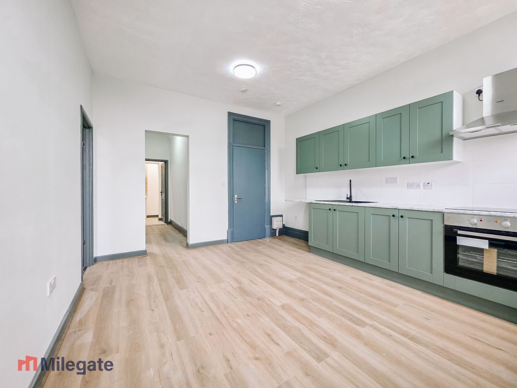 Property photo 3 of 9 Photo 3