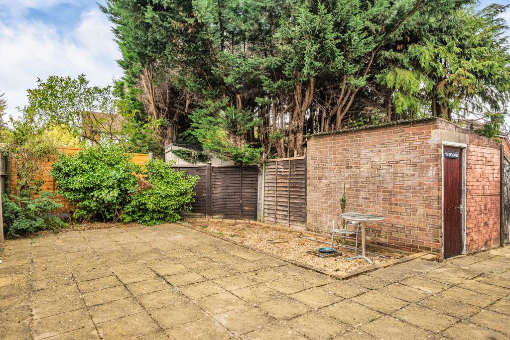 Property photo 2 of 23 Picture No. 04