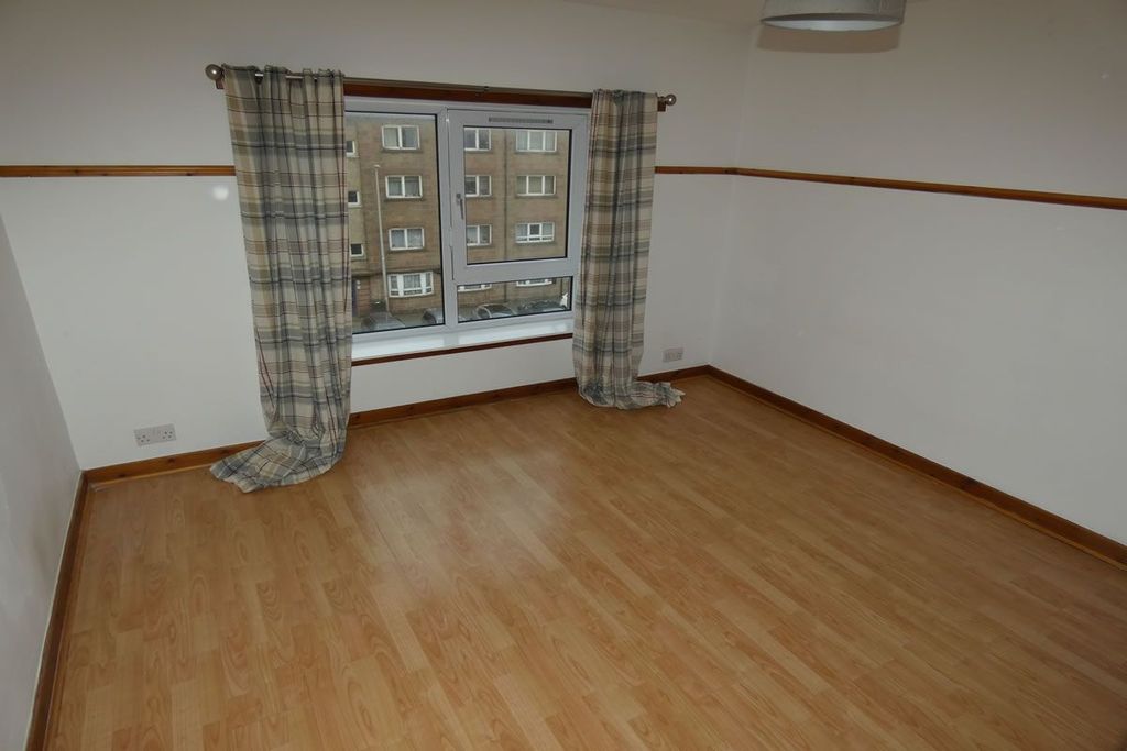Additional image 6 of 2 bed flat for sale75, Longate, Peterhead AB421Je AB42