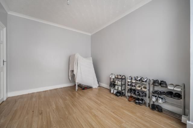 Property photo 3 of 20 Reception Room