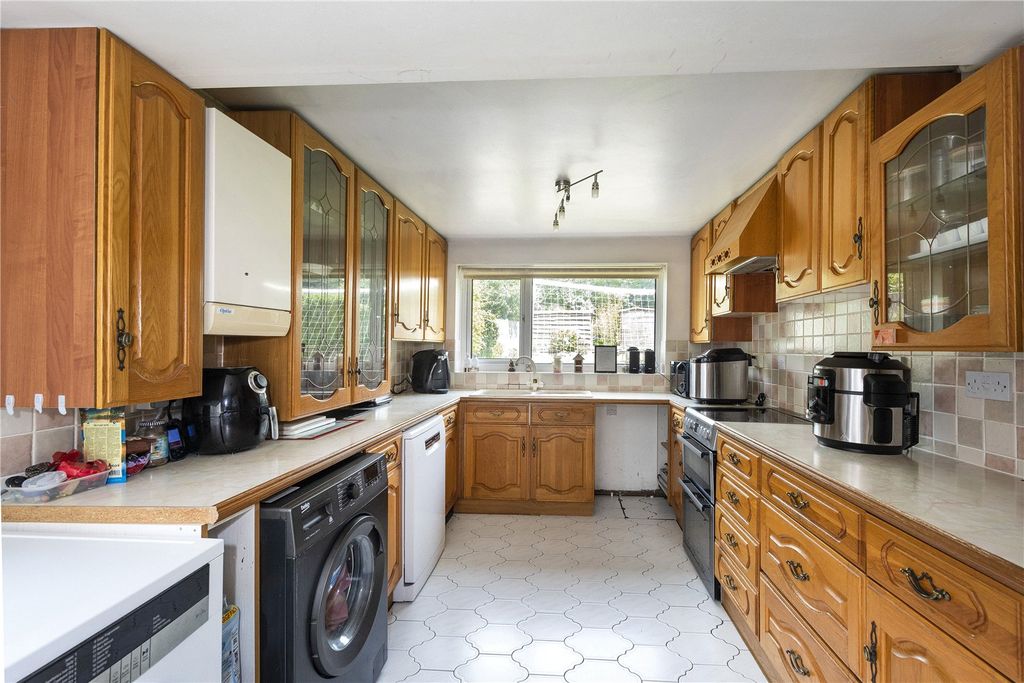 Property photo 3 of 17 Picture No. 06