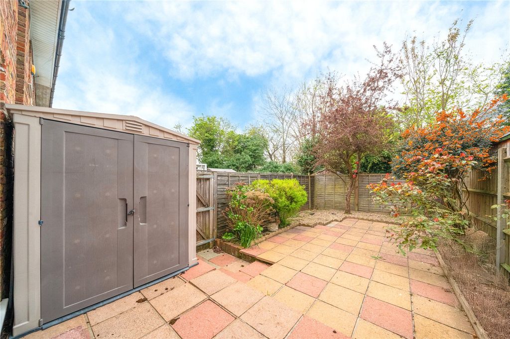 Property photo 3 of 12 Picture No. 11