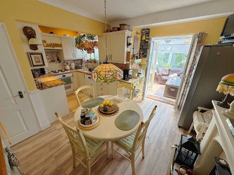 Property photo 2 of 32 Dining Kitchen