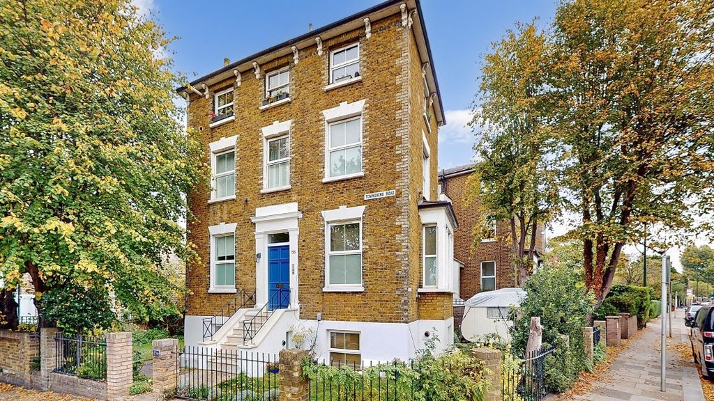 Property photo 3 of 9