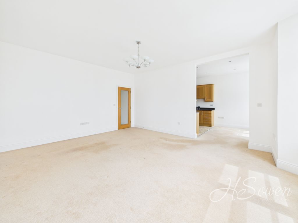 Property photo 2 of 18 Photo 23