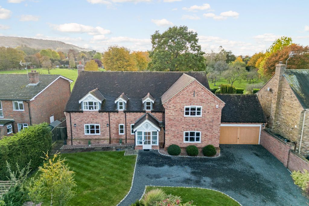 Property photo 1 of 25