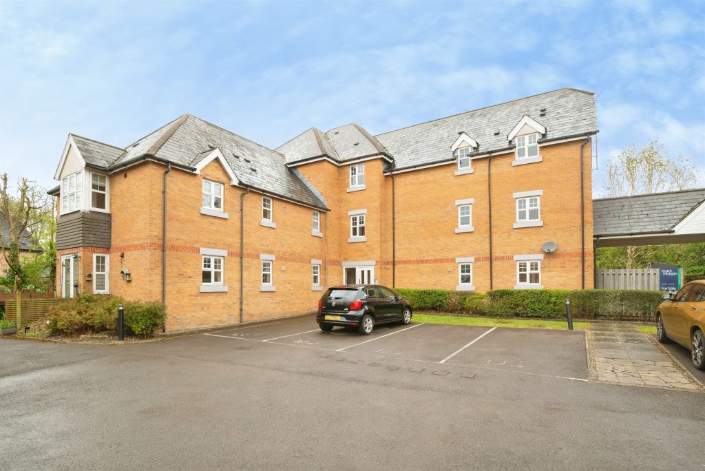 Property photo 1 of 13