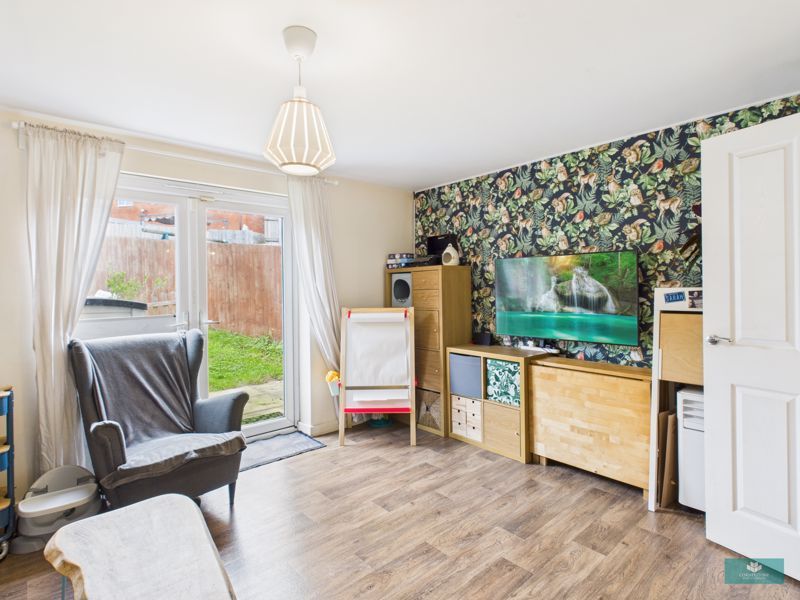 Property photo 3 of 12 Photo 10