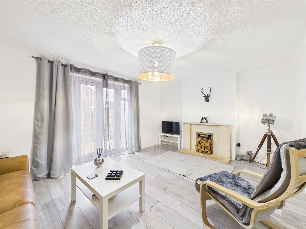 Property photo 2 of 12 Picture No. 06