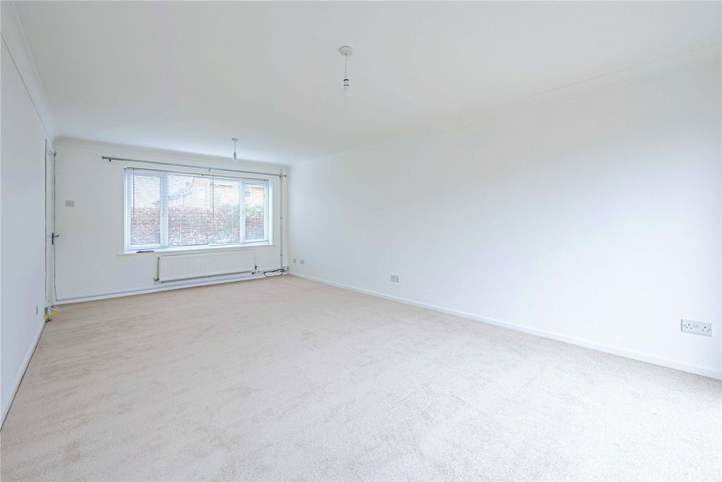 Property photo 3 of 17 Picture No. 09