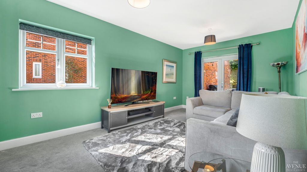 Property photo 2 of 26 5237194