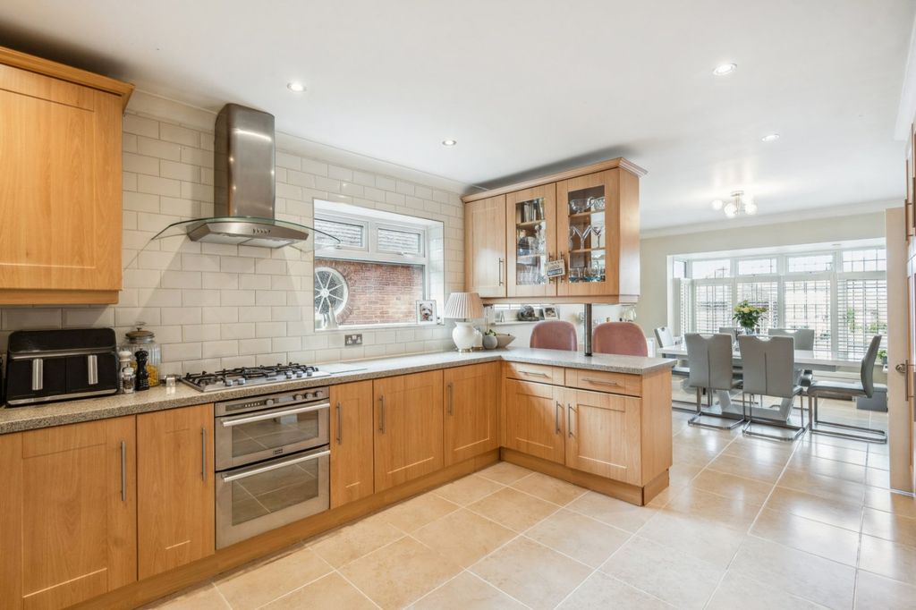 Property photo 3 of 13 Picture No. 05