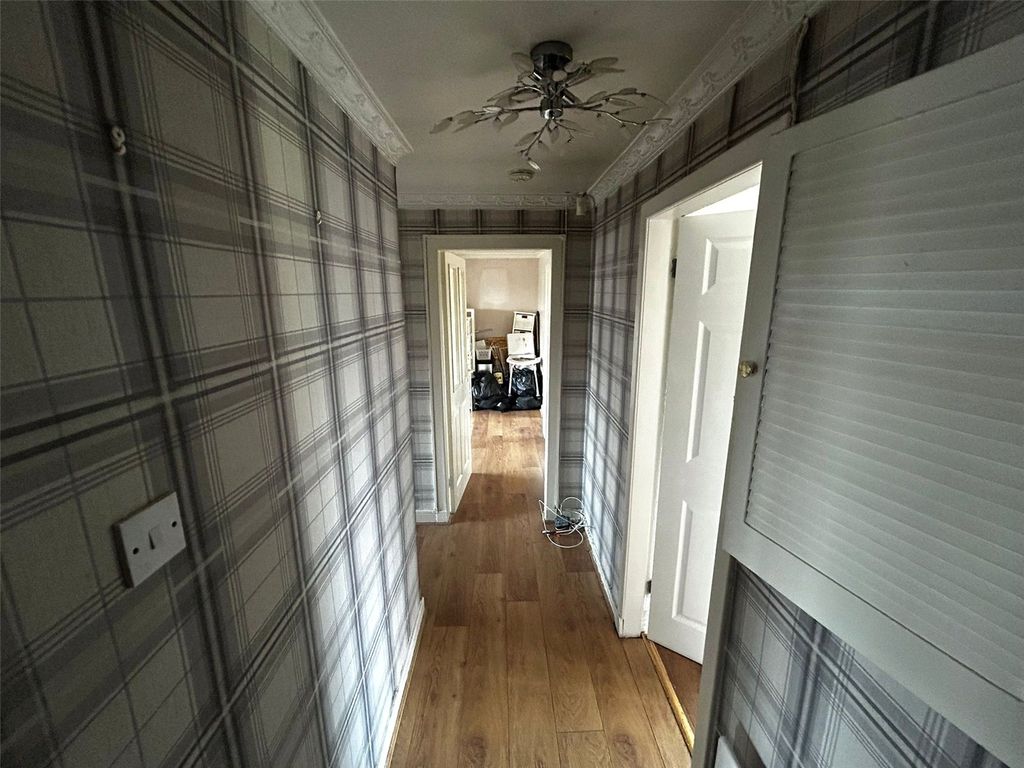 Property photo 2 of 11 Picture No. 03