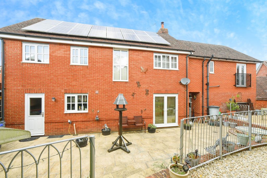Property photo 3 of 17