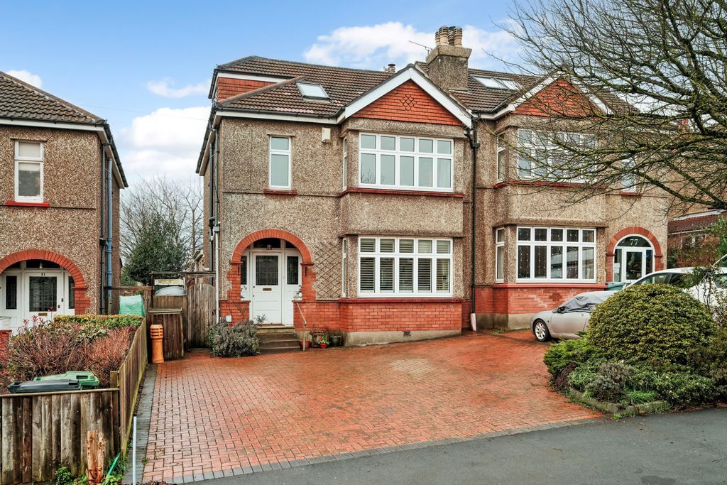 Property photo 1 of 20 External