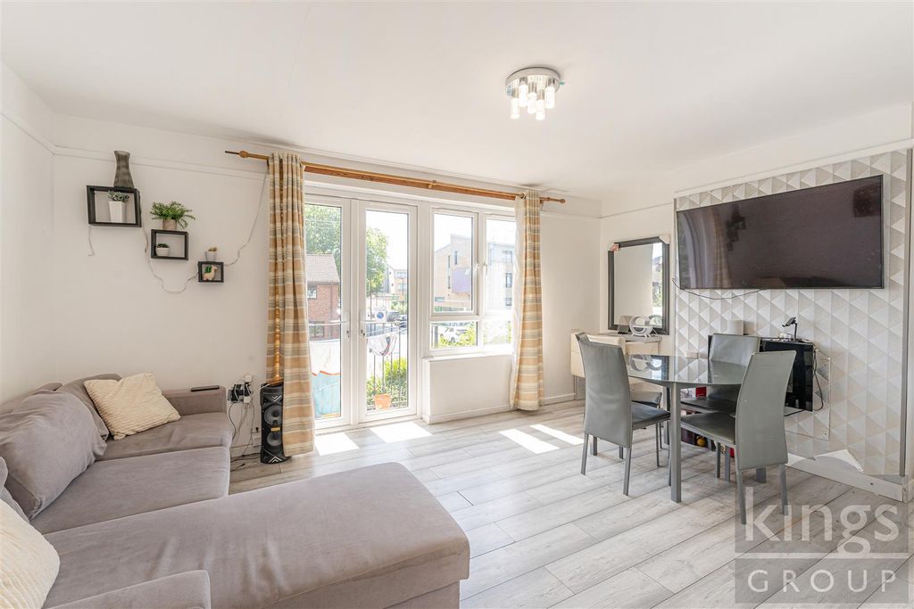 Property photo 2 of 16 11.Jpg