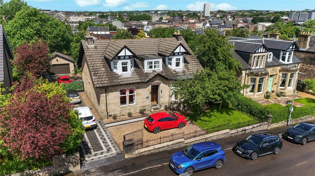 Property photo 2 of 34 Drone Exterior