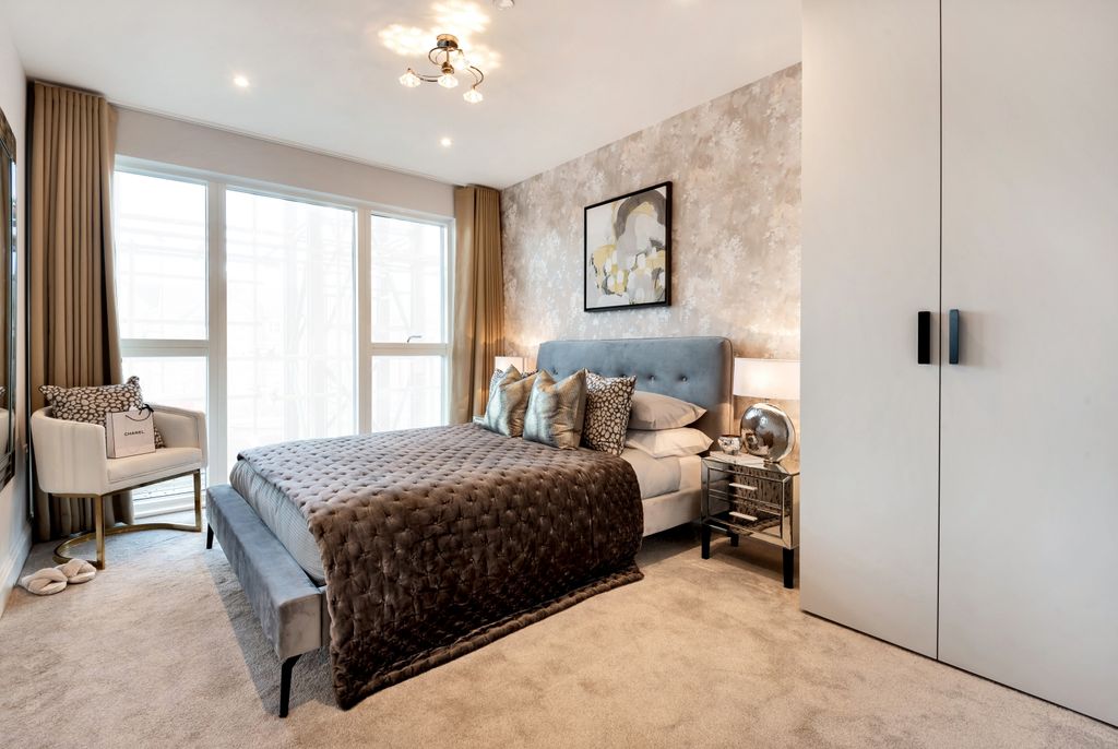 Property photo 3 of 7 Bedroom