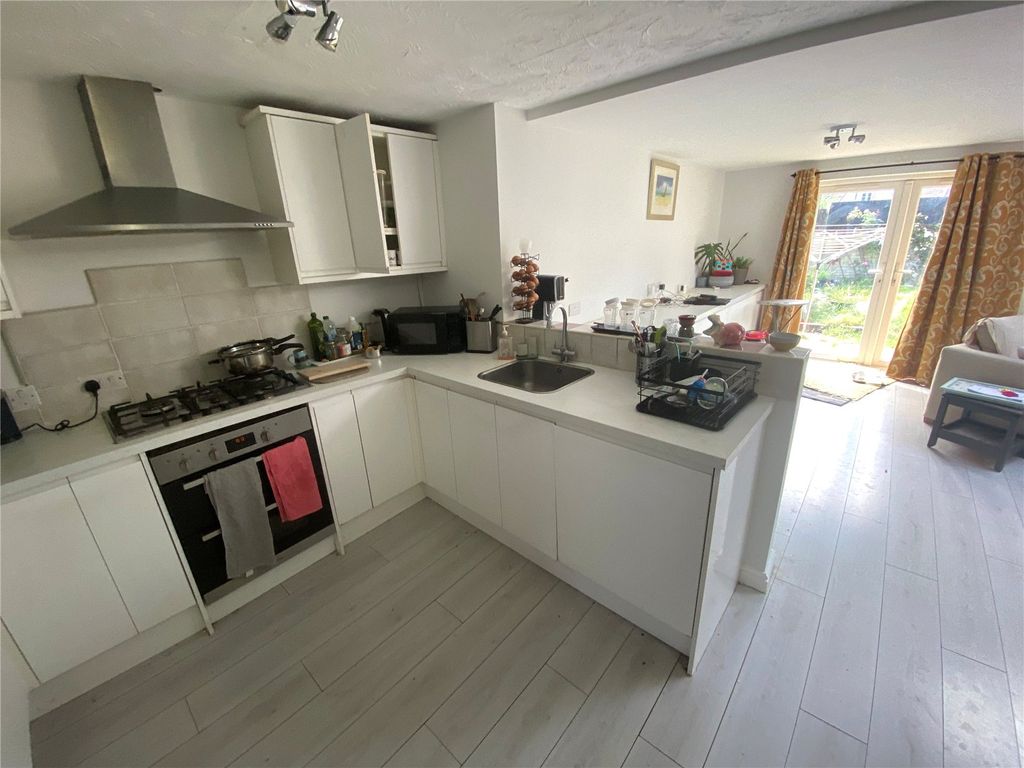 Property photo 3 of 36 Picture No. 23
