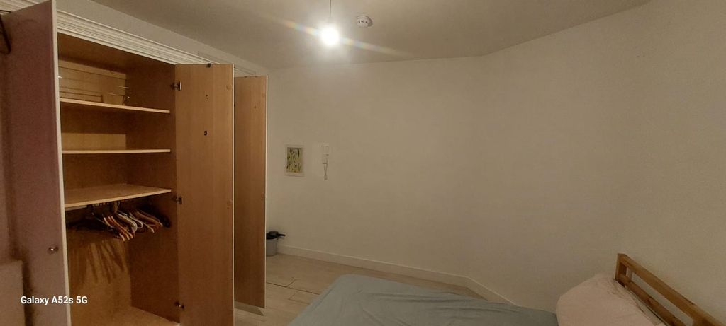 Property photo 3 of 3