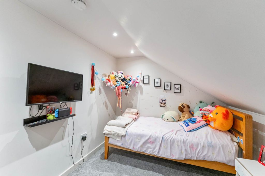 Additional image 14 of 1 bed flat for saleGillburn Road, Kilmacolm PA13