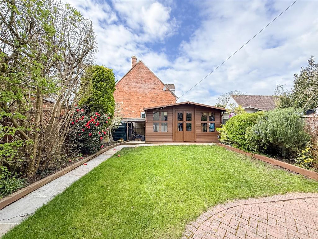 Property photo 3 of 20 Garden