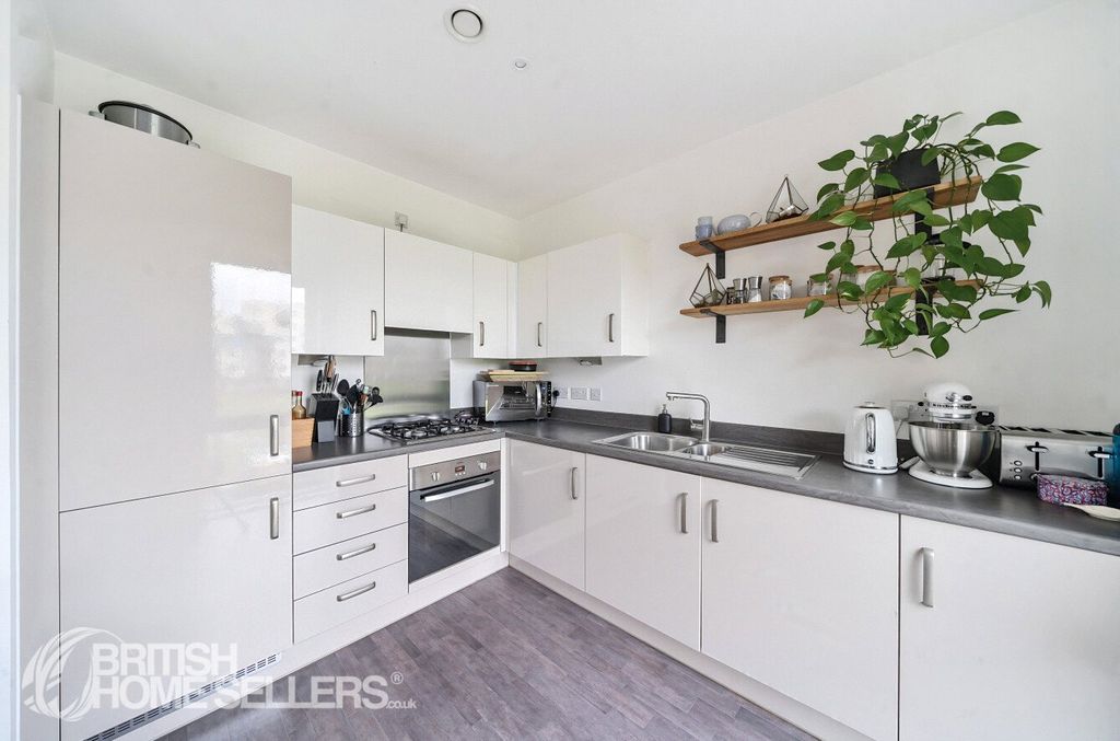 Property photo 3 of 12 Picture No. 08