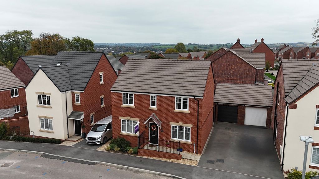 Property photo 1 of 29