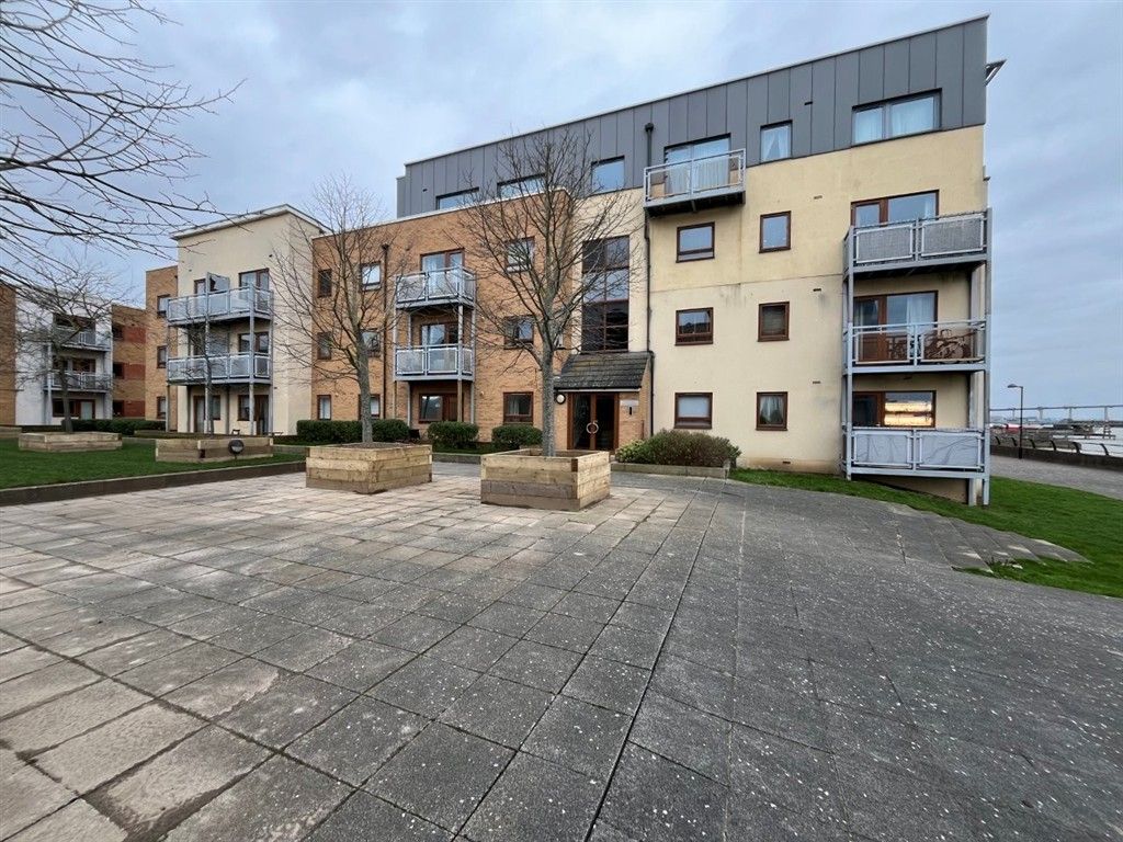 Property photo 2 of 14