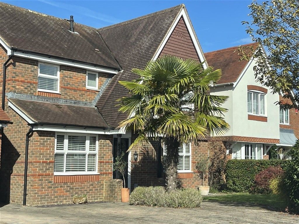 Property photo 1 of 1 Front