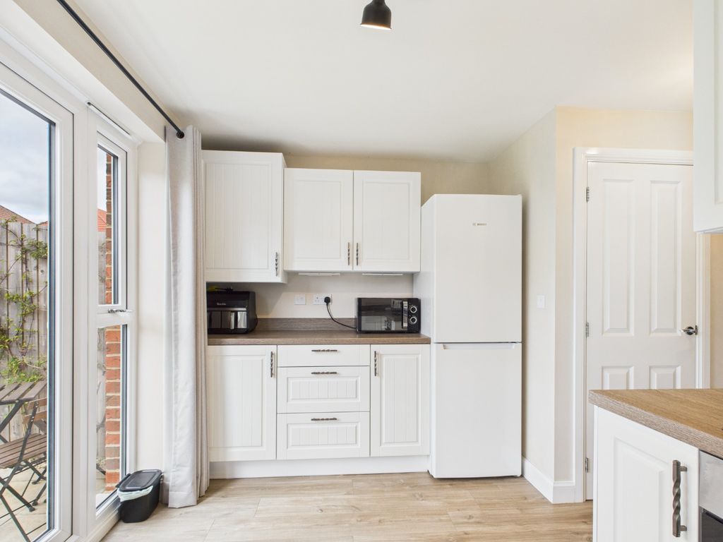 Property photo 3 of 18 4545678