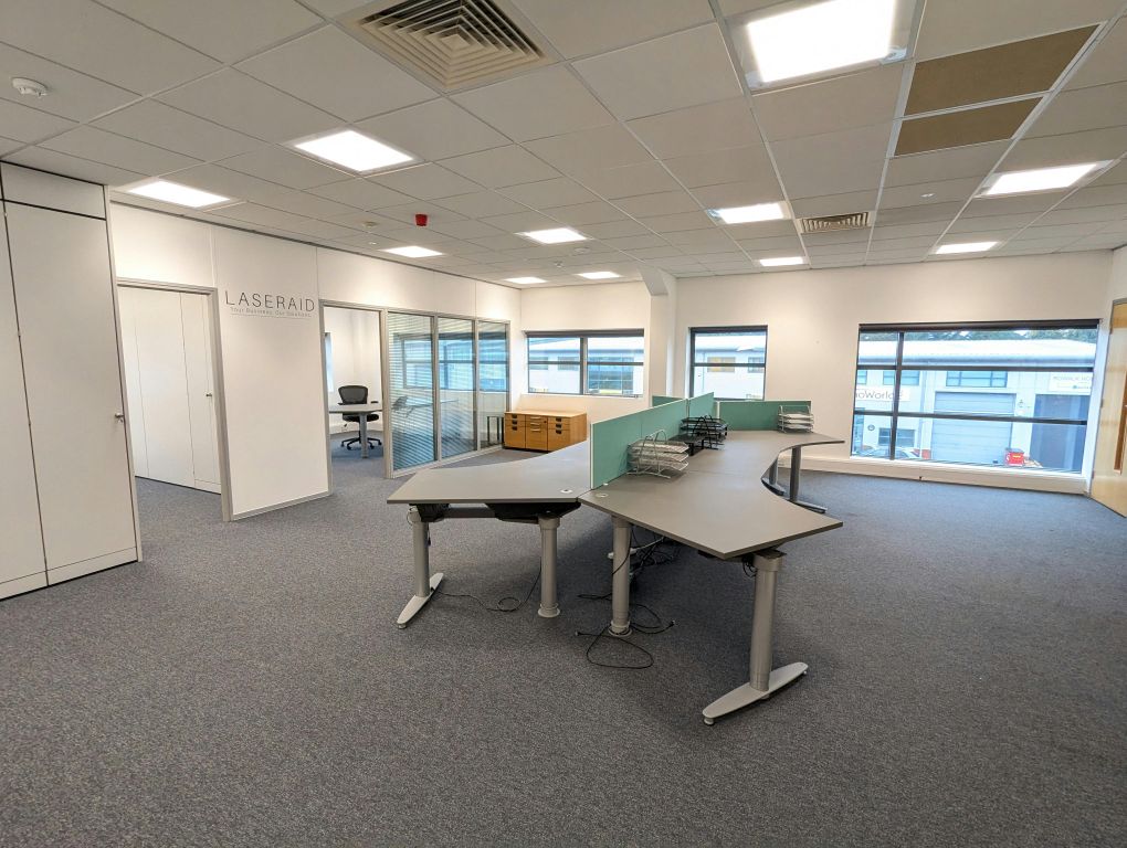 Property photo 3 of 6 Pxl_20251127_131517116.Jpg