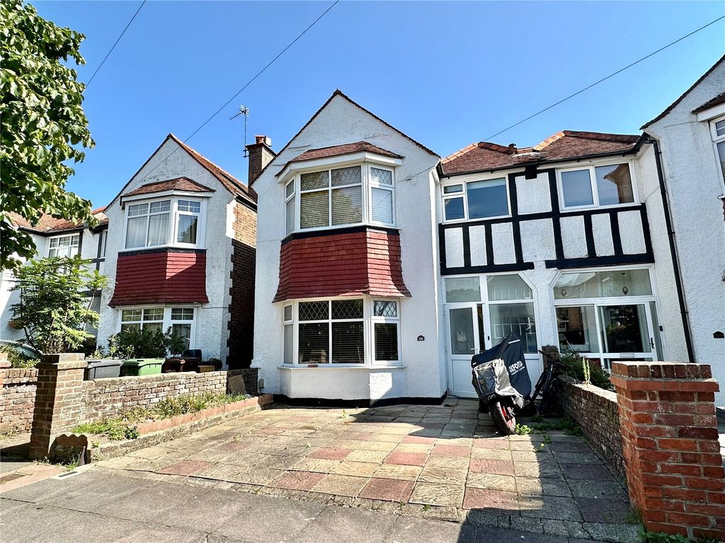 Property photo 1 of 14 Picture No. 25