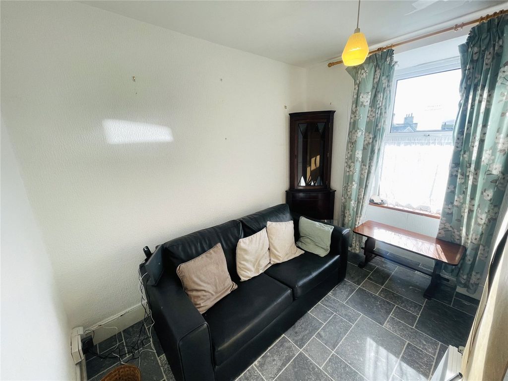 Property photo 3 of 21 Picture No. 15