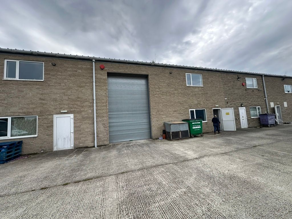 Property photo 1 of 13 Photo 12