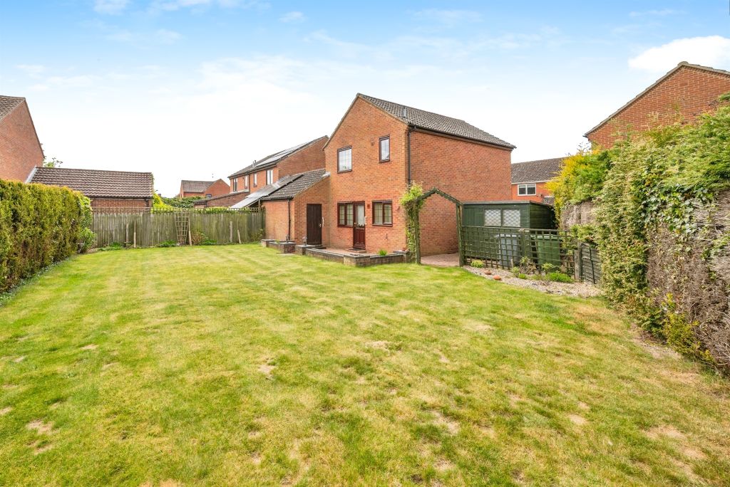 Property photo 1 of 16