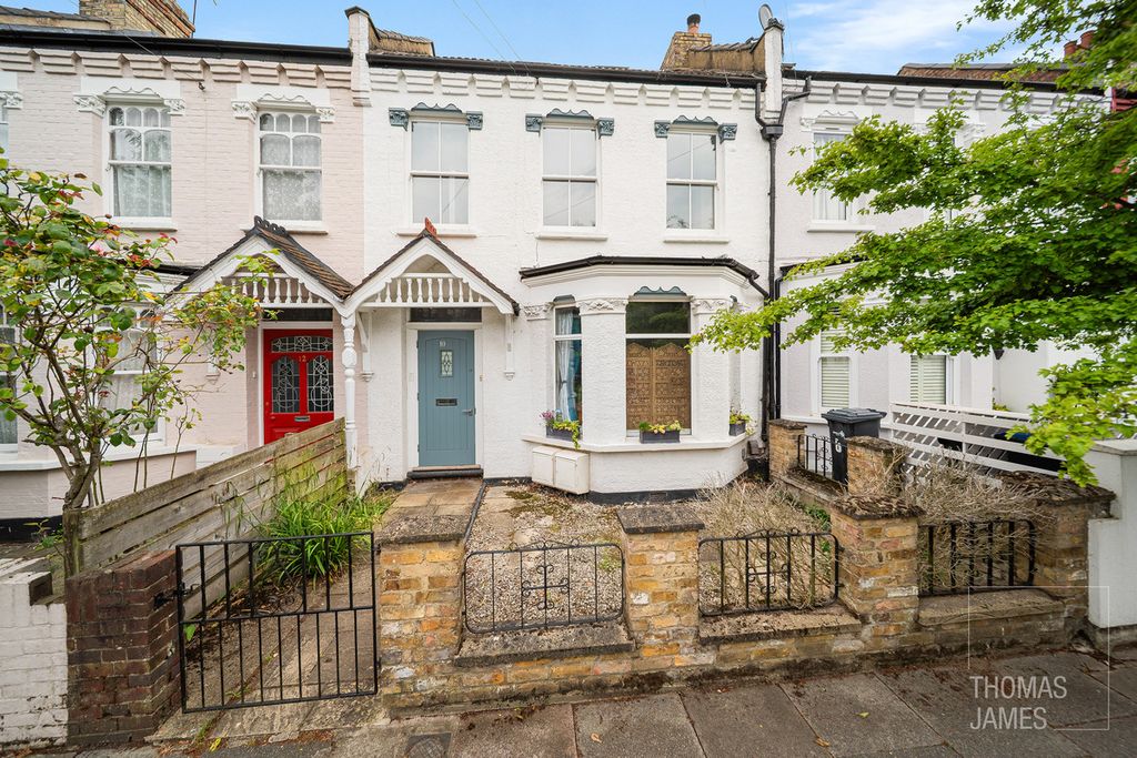 Property photo 1 of 19
