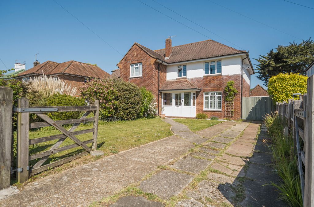 Property photo 1 of 15 1452904-23-69F47E...