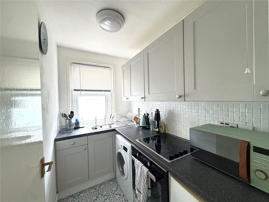 Property photo 3 of 9 Picture No. 19