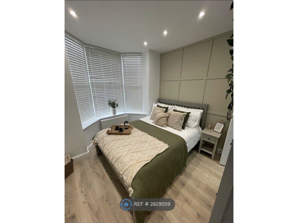 Property photo 1 of 6 Room 1
