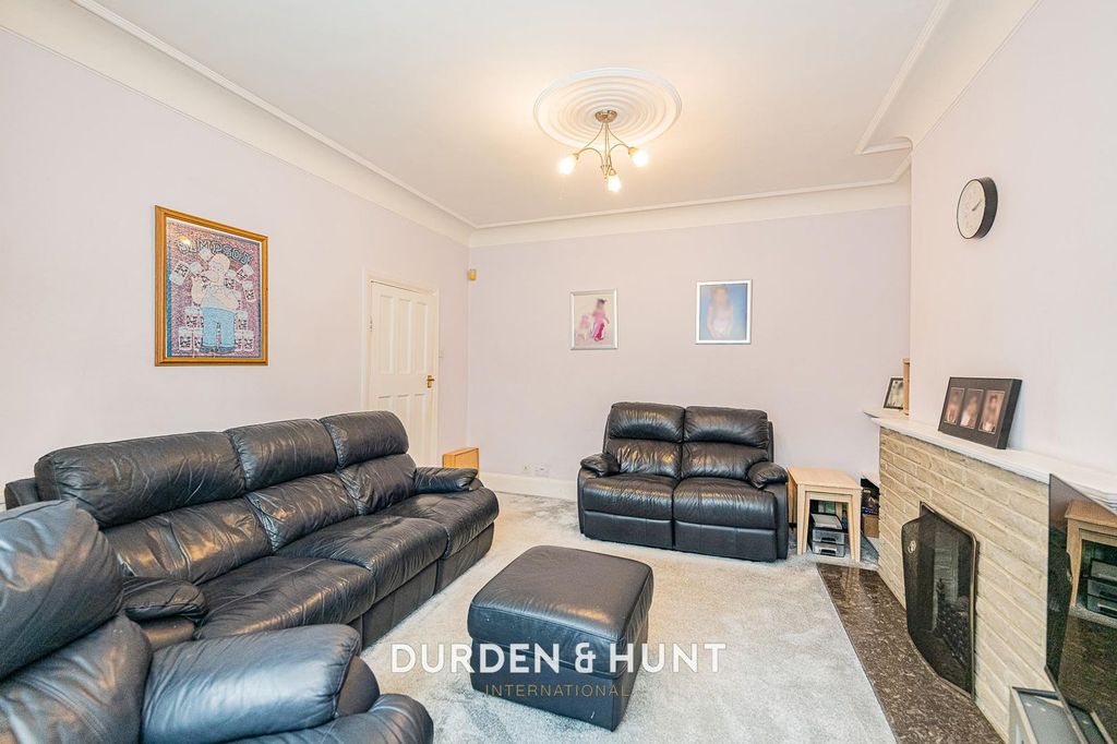 Property photo 3 of 21 Hamilton-13.Jpg