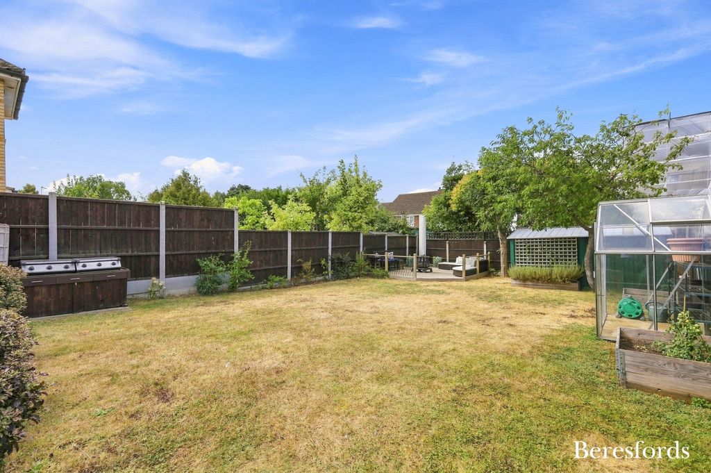 Property photo 3 of 17 Picture No. 19