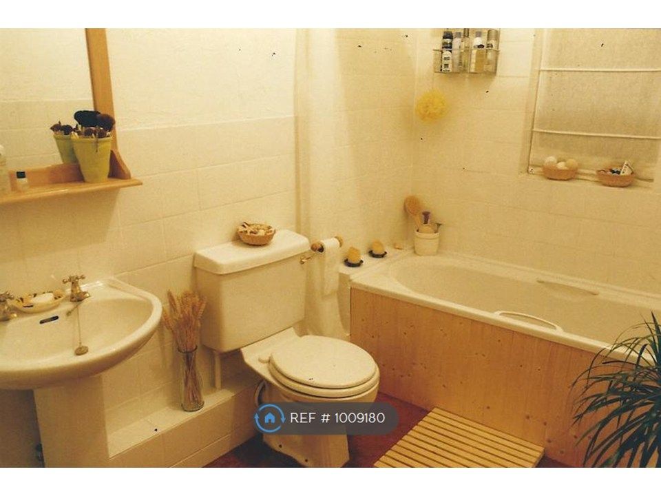 Property photo 3 of 5 Upstairs Bathroom