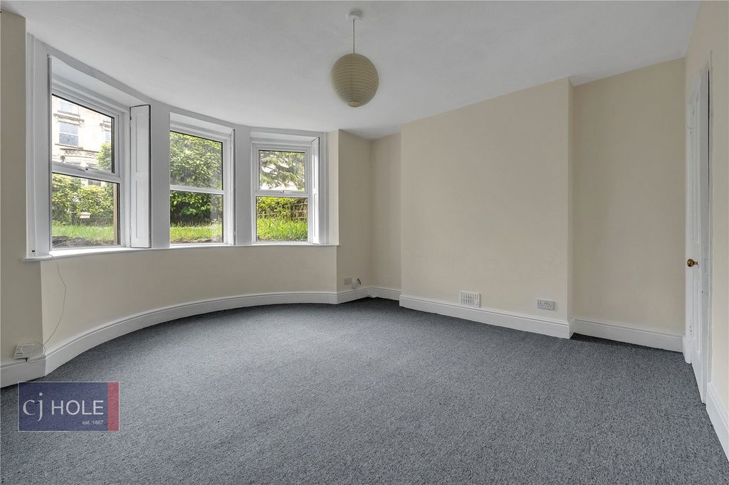 Property photo 1 of 13 Picture No. 05